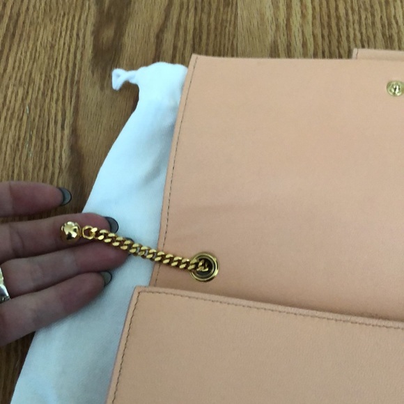 Chloe Bobbie Long Wallet
in Dollymix Pink - Picture 5 of 13